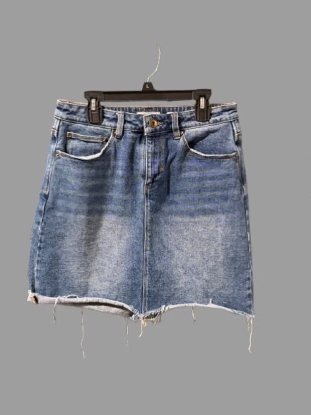 A Loves A Size 29 Medium Wash Denim Mini Skirt Raw Hem Distressed